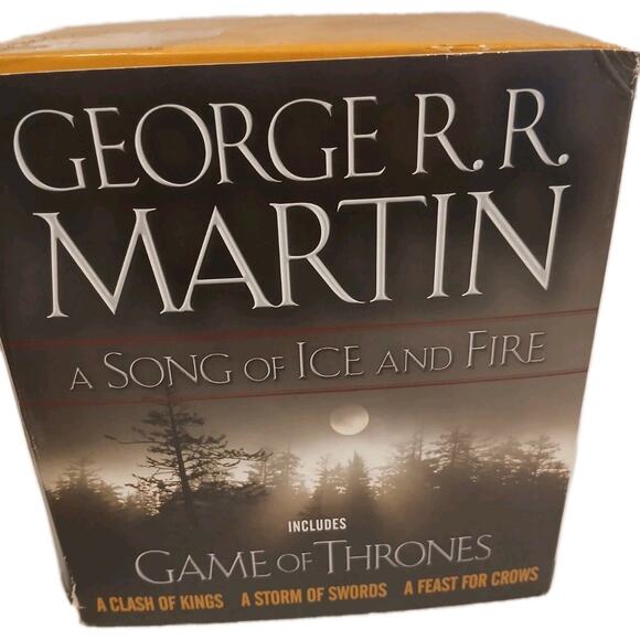 A Game of Thrones by George R. R. Martin 4 Book Boxed Set with HOLDING CASE Box - Picture 6 of 13